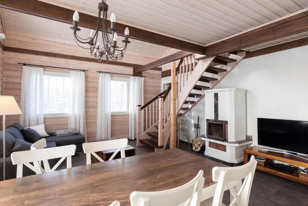Cottage, 3 Bedrooms, Balcony photo 3