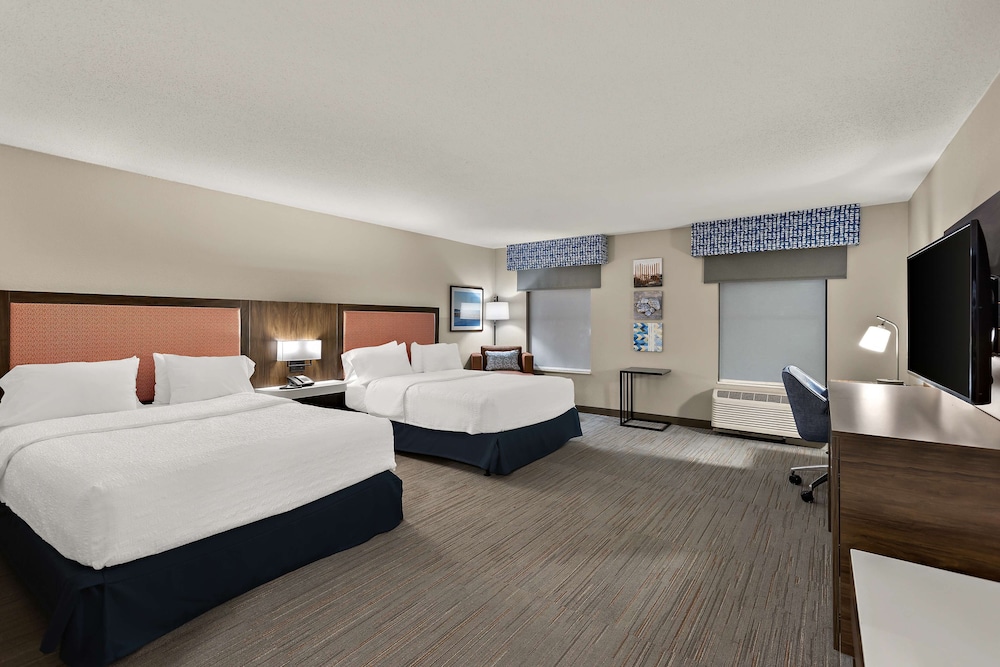 Room, 2 Queen Beds, Accessible, Non Smoking photo 1