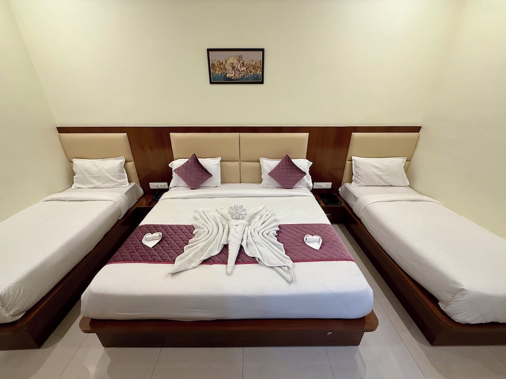 Deluxe Quadruple Room