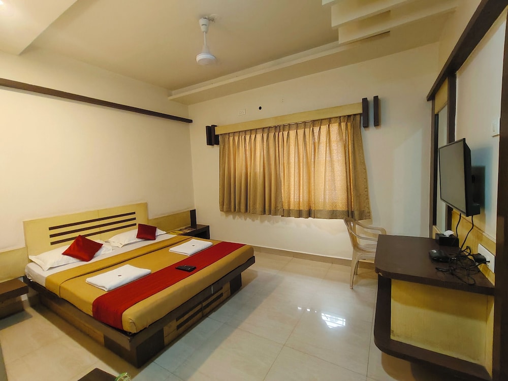 Standard Double Room, City View photo 1