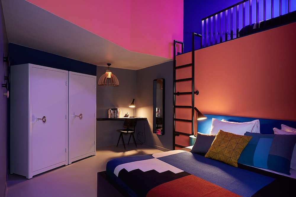 Design Room, 2 Bedrooms photo 2