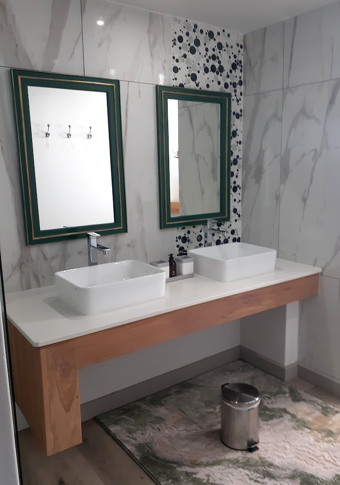 Luxury Studio Suite, Ocean View photo 2