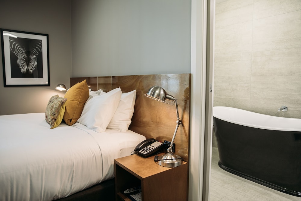 Premium Lux Suite