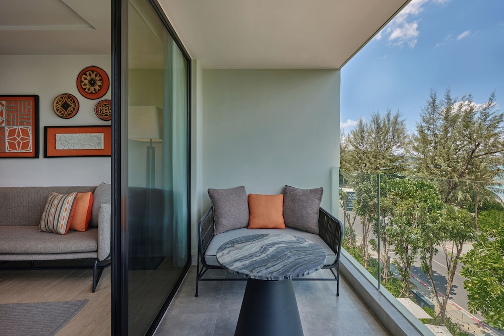 Suite, 1 Bedroom, Ocean View - Photo 9
