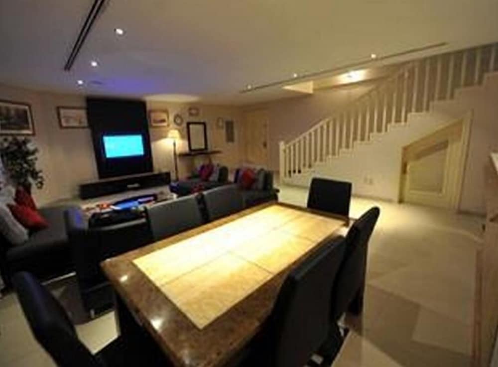 Apartment, 3 Bedrooms photo 3