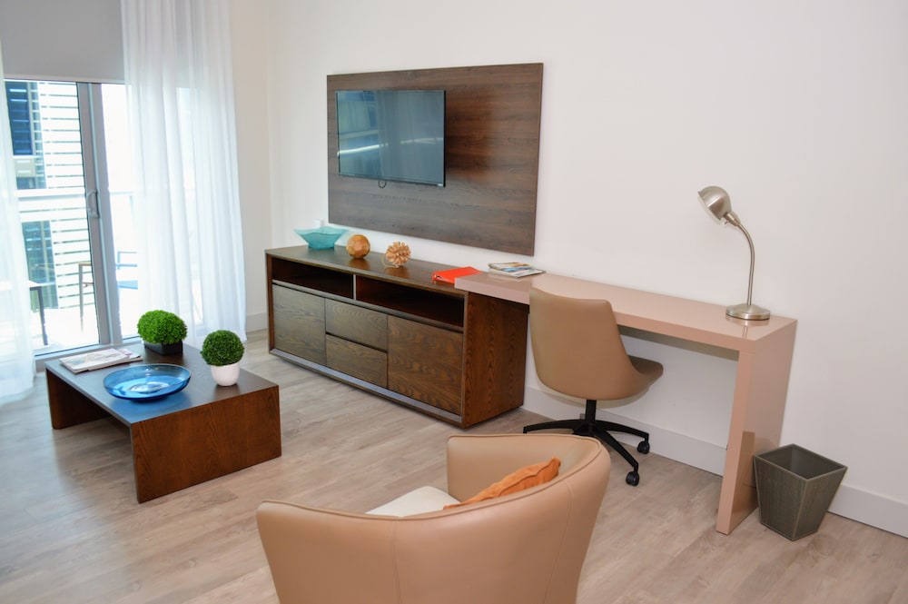 Exclusive Suite, 1 Bedroom, Partial Sea View
