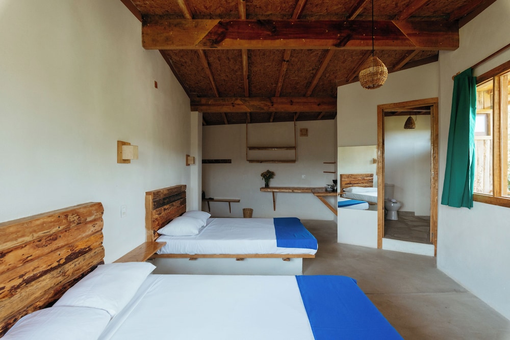 Comfort Quadruple Room, Multiple Beds, Sea View photo 2