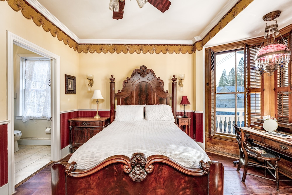 Bordello Room photo 1