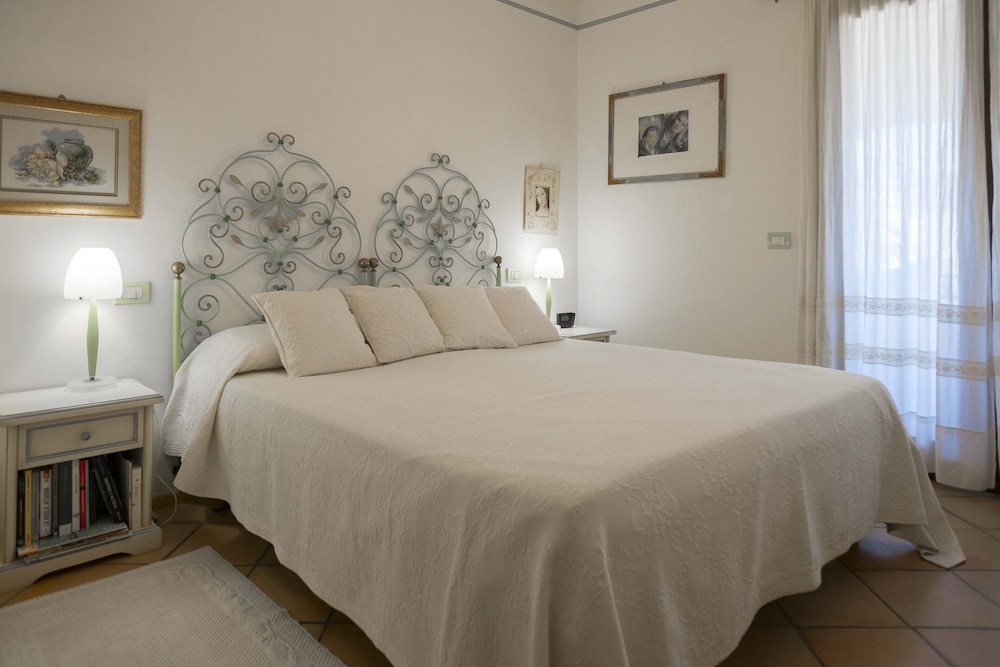 Apartment, 2 Bedrooms (F2)
