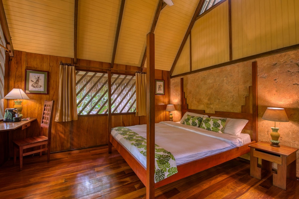 Bungalow, 1 Queen Bed, Garden View