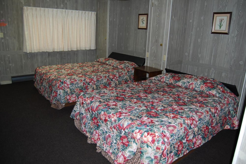 Deluxe Room, 2 Queen Beds, Non Smoking - Photo 3