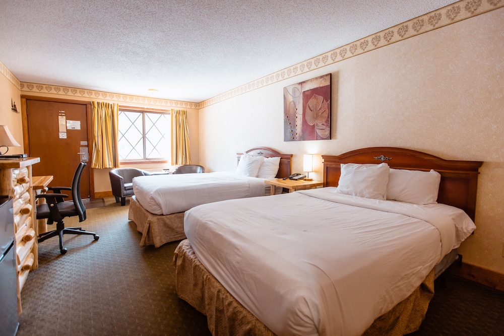 Standard Room, 2 Queen Beds (Creekside) photo 3
