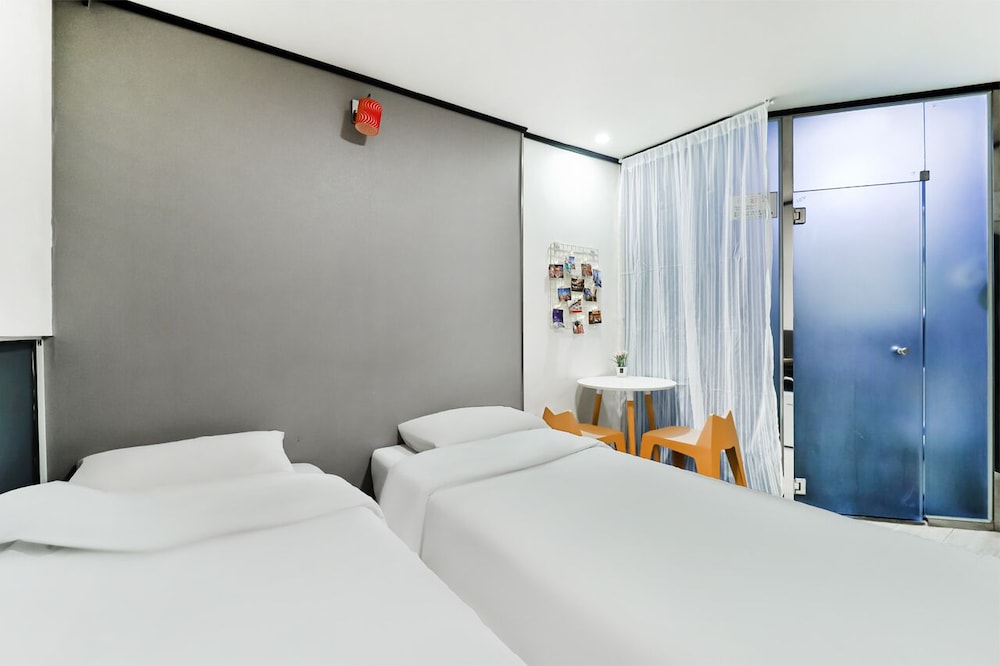 Premium Twin Room