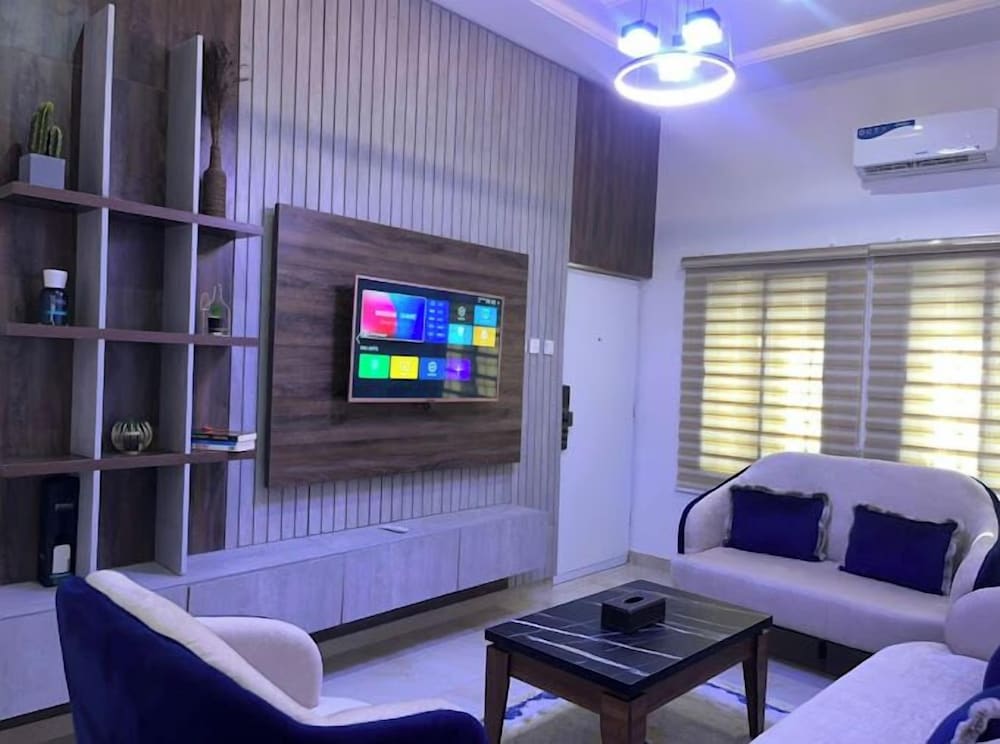 Luxury Apartment, Balcony, City View photo 2