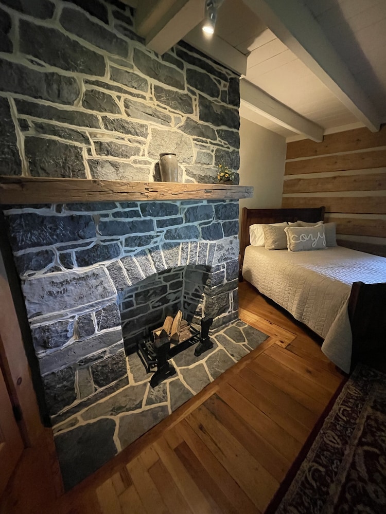 Standard Room, Ensuite (The Parlor Room) photo 2