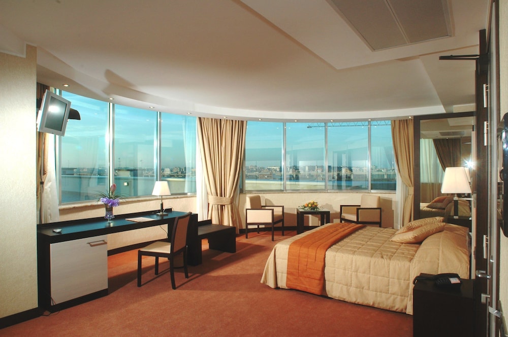 Double Or Twin Room - Photo 4