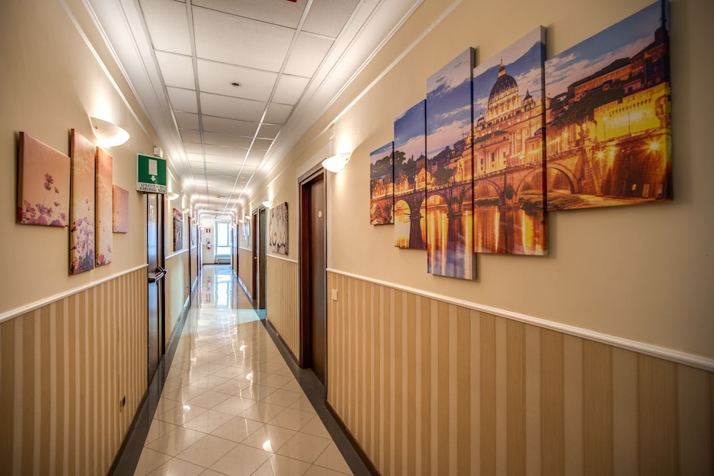 Hotel Ottaviano Augusto - Photo 91