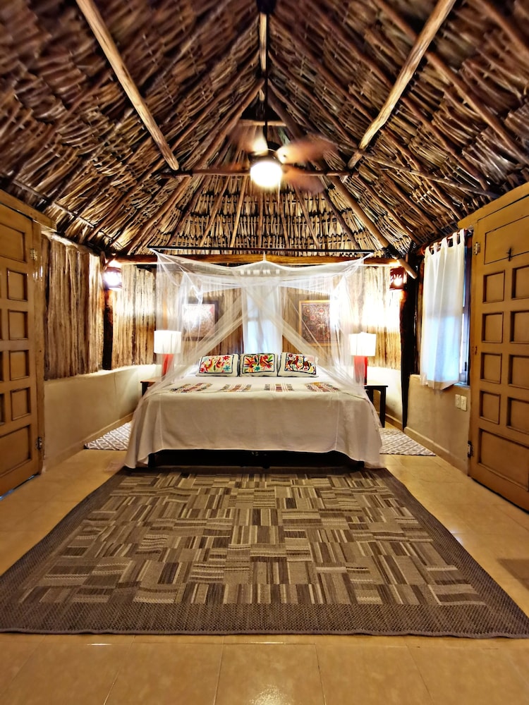 Design Cabin, 1 King Bed, Non Smoking, Kitchenette photo 1
