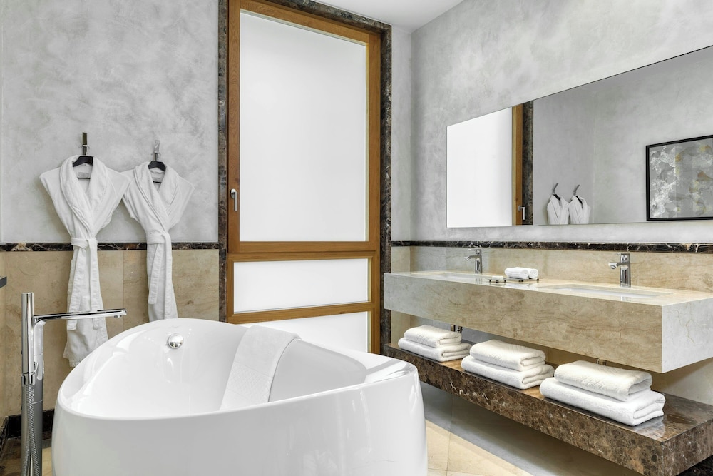 Villa, 2 Bedrooms, Garden View (Balcony) - Photo 8