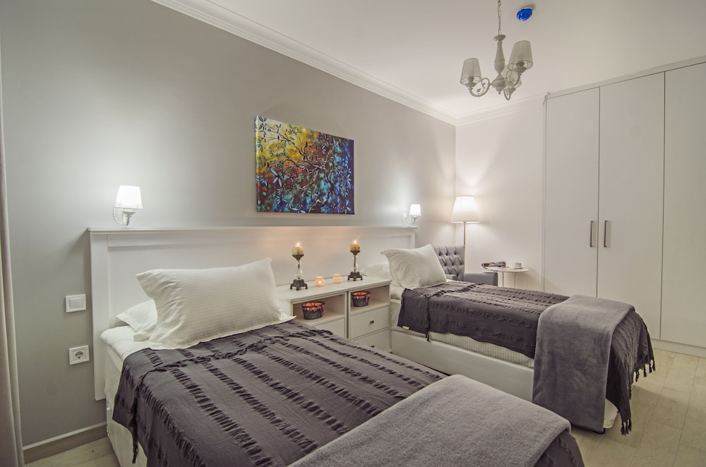 Comfort Apartment - Photo 14