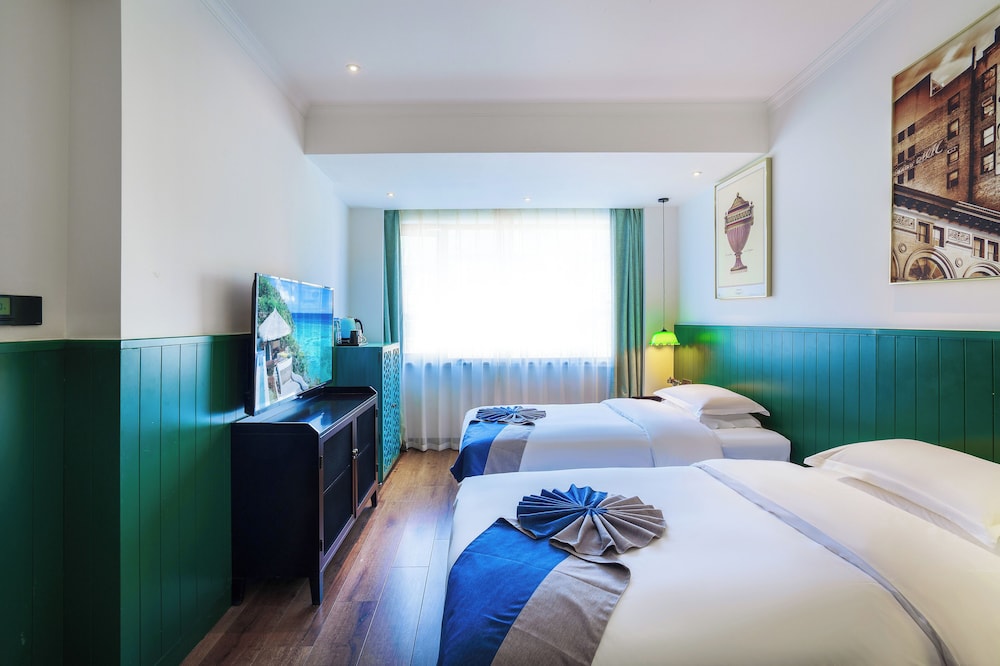 Superior Room, City View photo 1