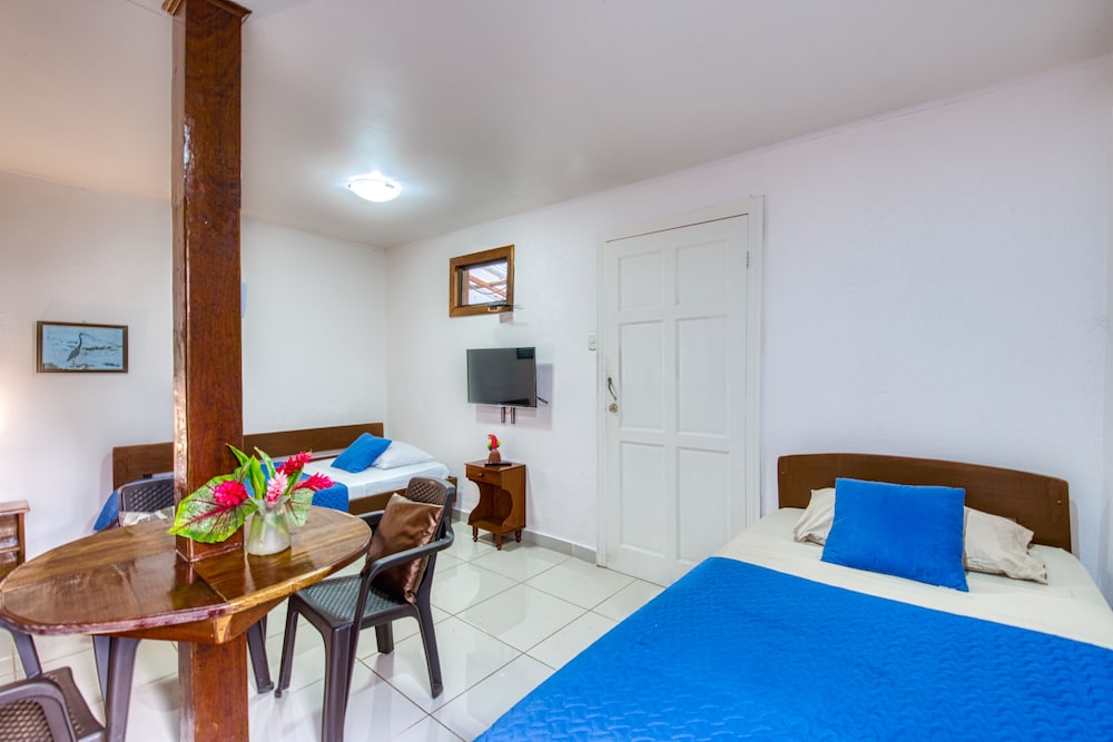 Basic Triple Room  No Beachfront photo 3