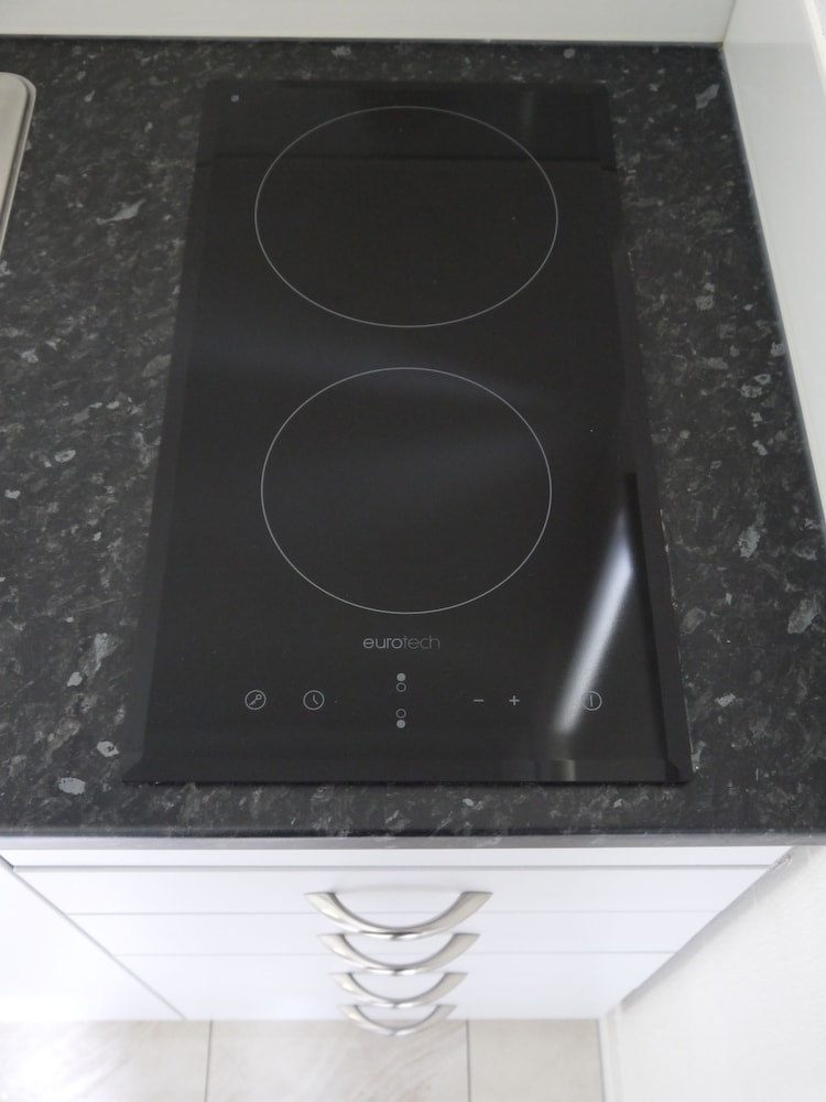 Super King Studio with Kitchen - Photo 17