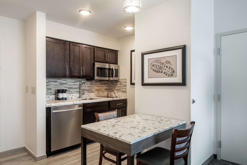 Suite, 1 Bedroom, Non Smoking photo 2