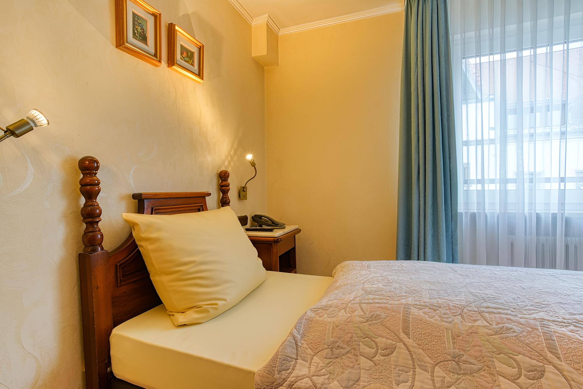 Standard Single Room, Non Smoking photo 1
