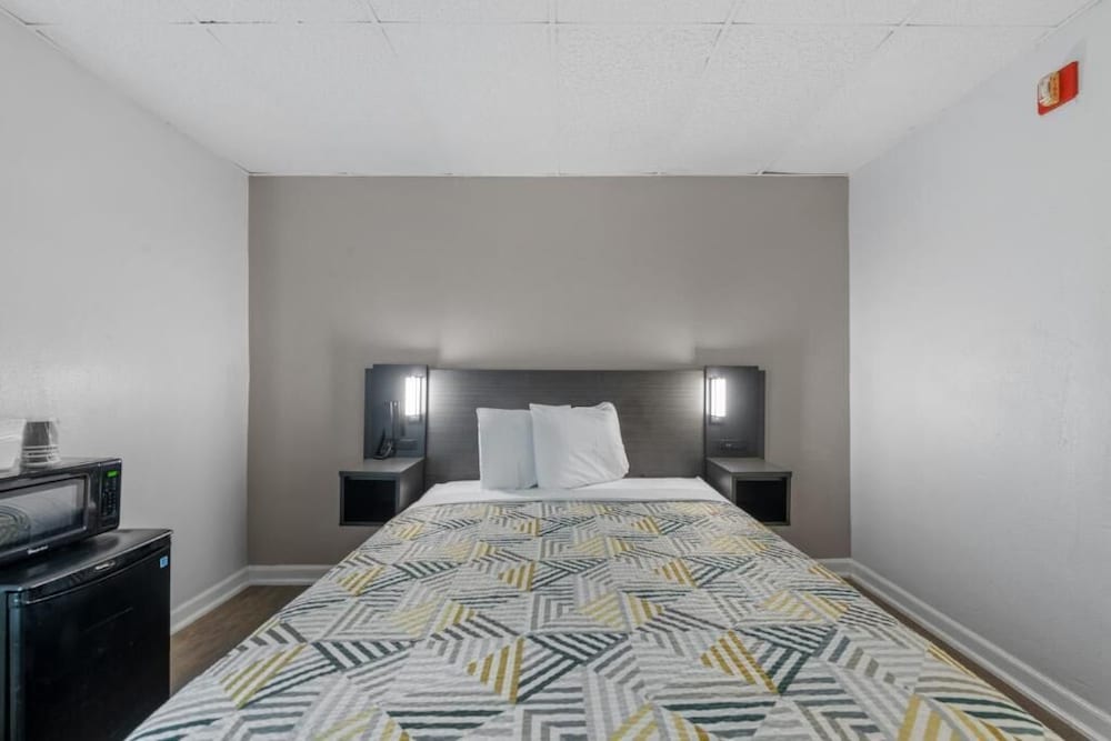 Executive Room, 1 Queen Bed photo 1