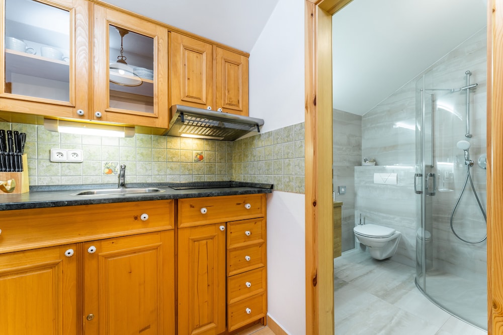 Family Suite, Balcony, Hill View photo 3