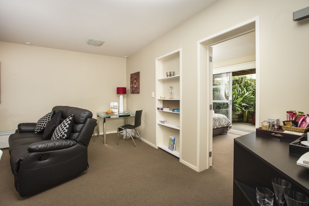 Suite, 1 Bedroom (Matakana) photo 3