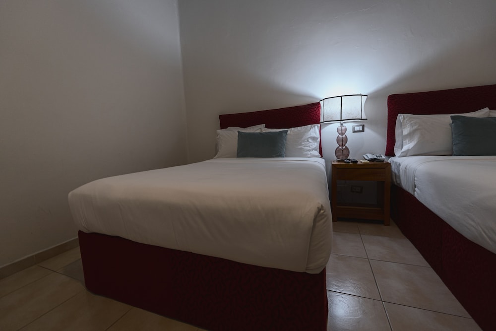 Deluxe Double Room, 2 Queen Beds