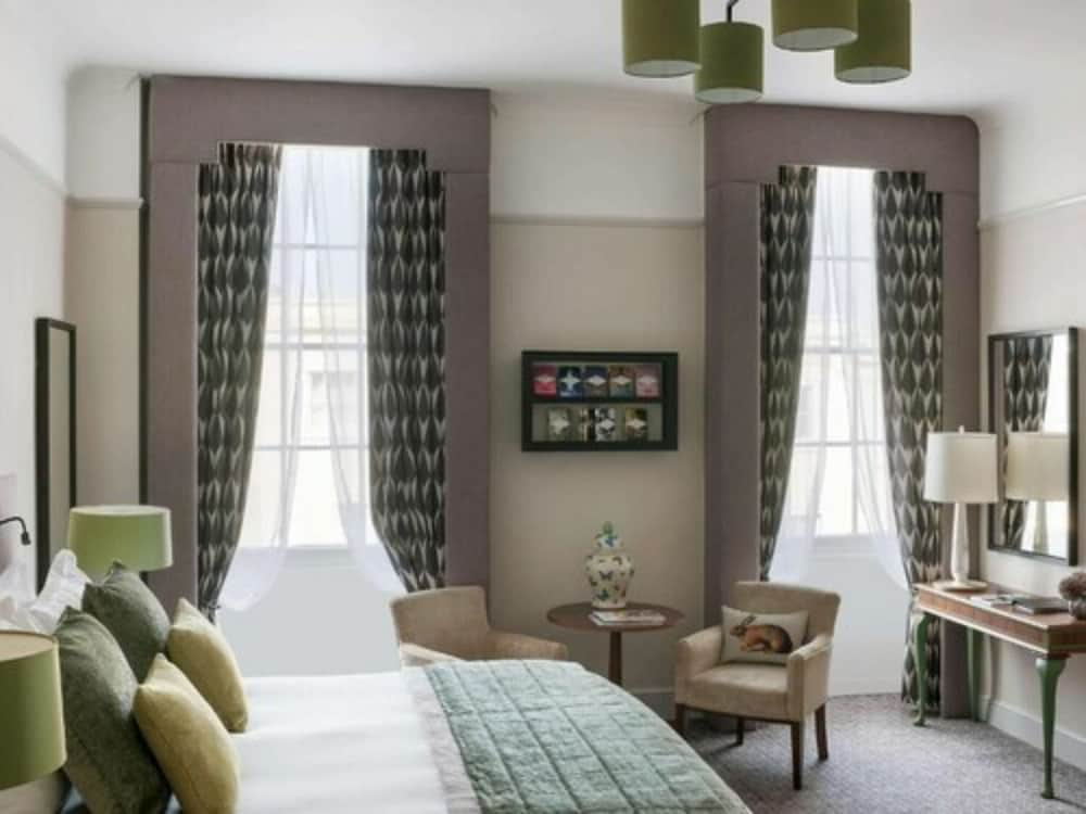 Executive Double Room, 1 King Bed, Ensuite - Photo 5