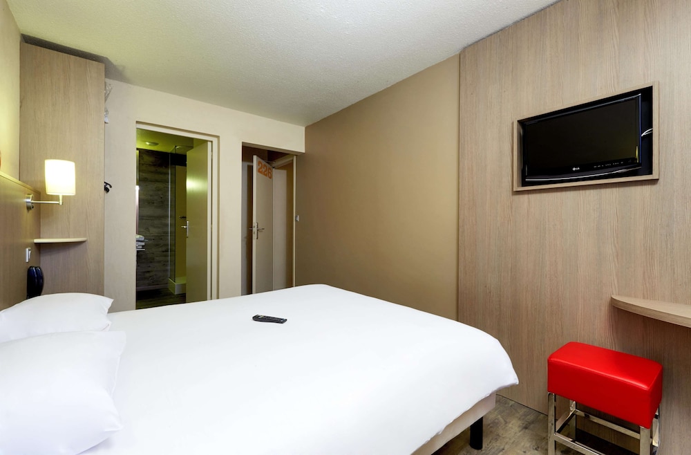 Standard Room, 1 Double Bed photo 3