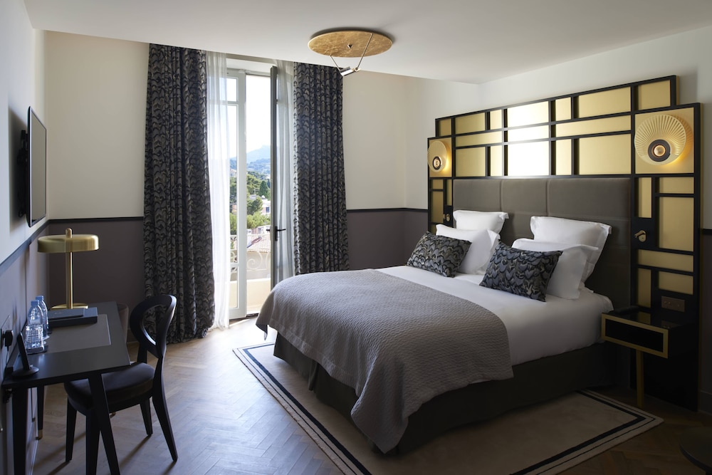 Deluxe Room, Courtyard View