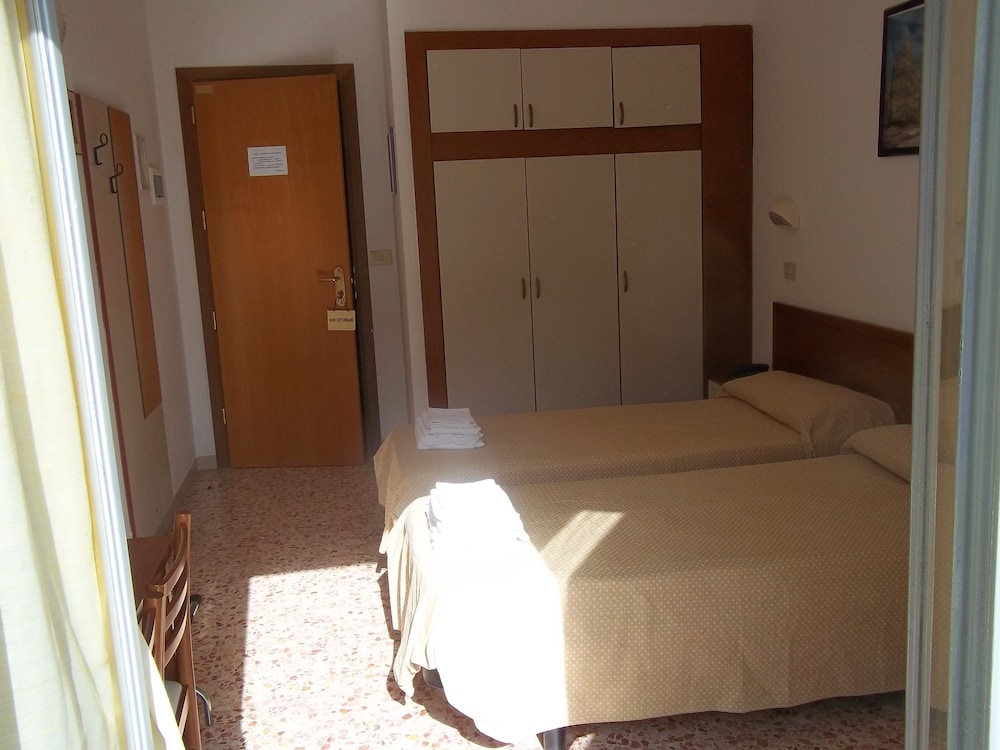 Double or Twin Room, Balcony photo 3
