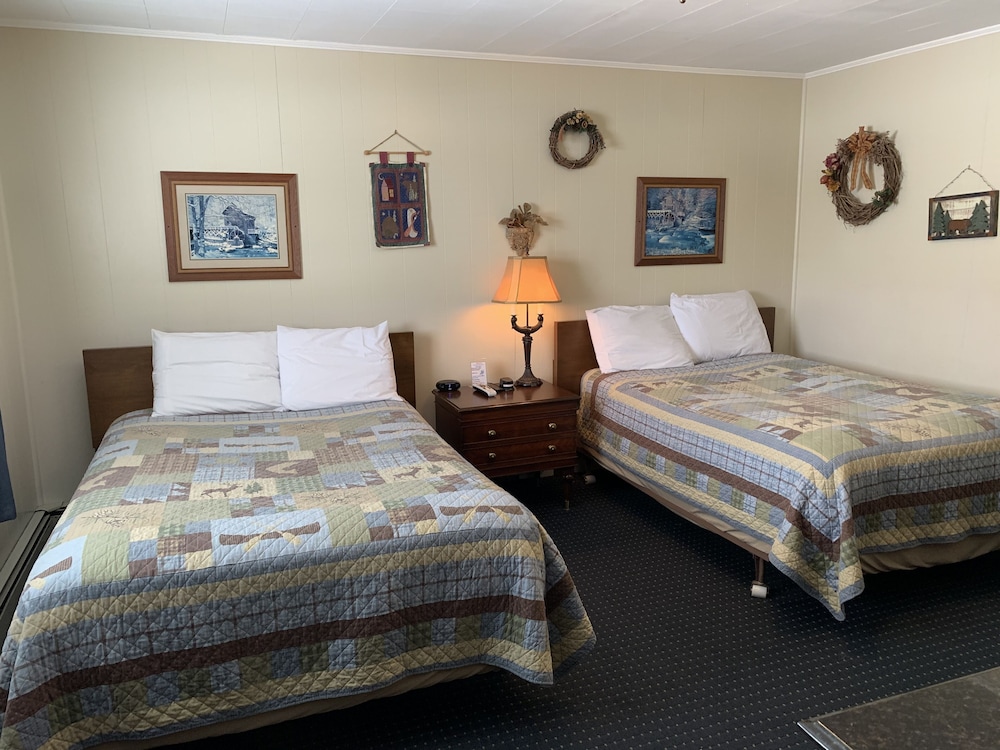 Standard Room, 2 Double Beds (Motel Room 22) photo 1