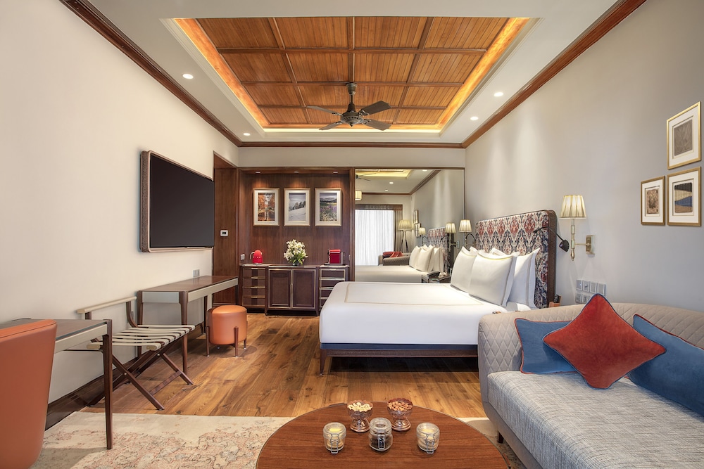 Luxury Balcony Room- Gulmarg View photo 2