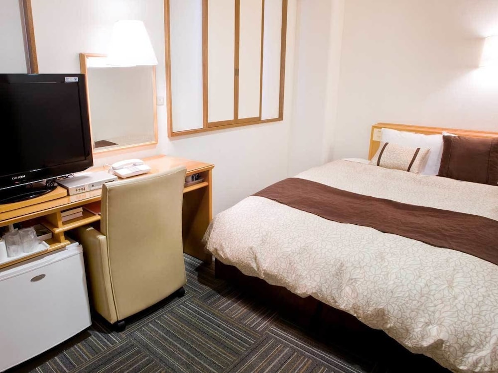 Deluxe Twin Room, Smoking - Photo 1
