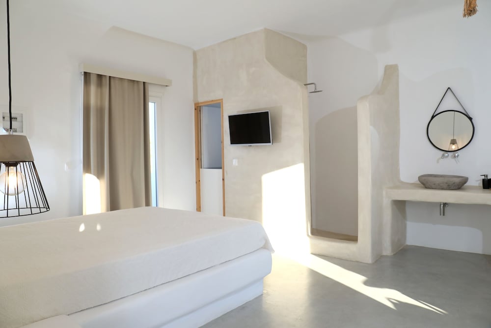 Honeymoon Suite, Jetted Tub, Sea View