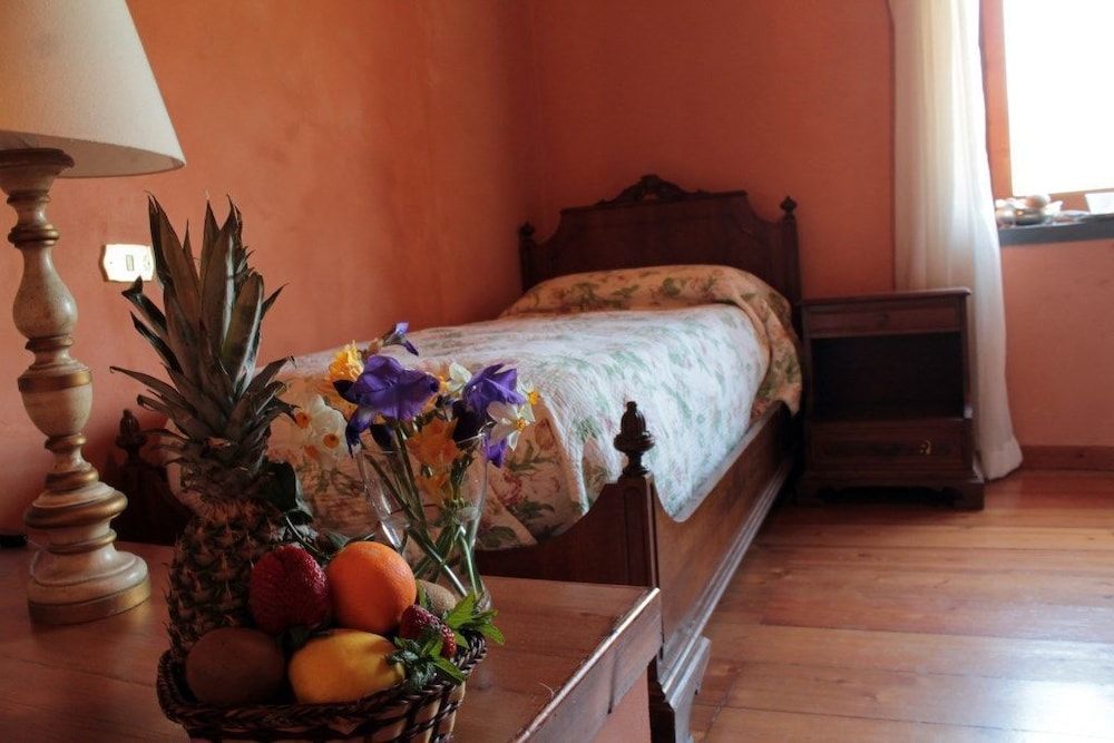 Double Room, 1 Bedroom, Non Smoking (Camera Dei Trofei) photo 3