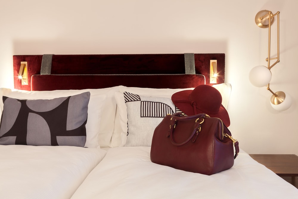 Classic Room, 1 Queen Bed