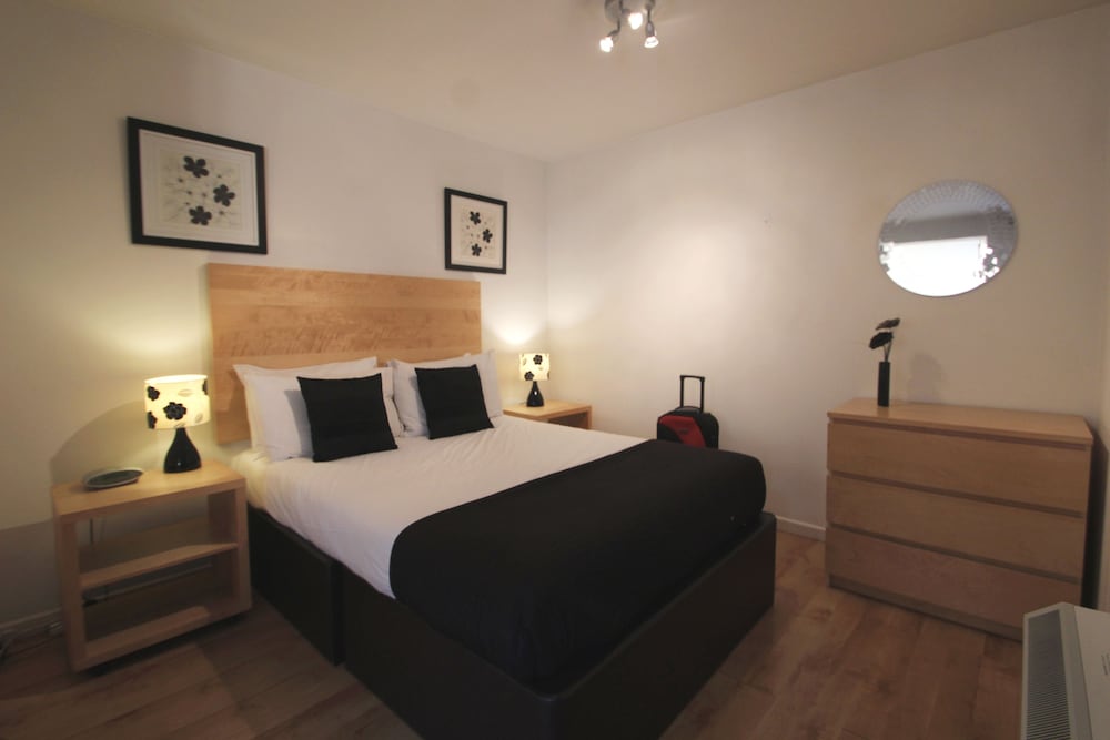 Studio (Sleeps 2) photo 1