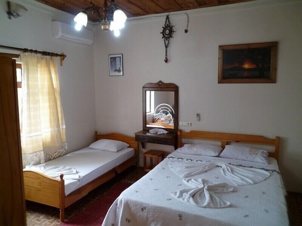 Family Triple Room photo 2