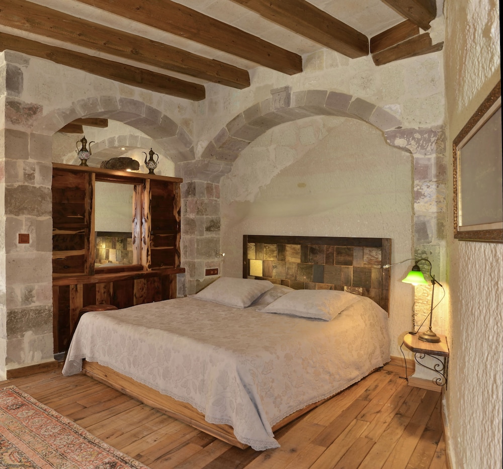 Presidential Room, Balcony, Valley View photo 2