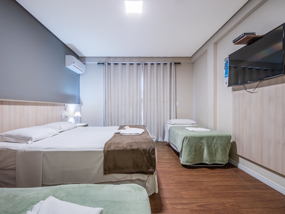 Deluxe Quadruple Room photo 1