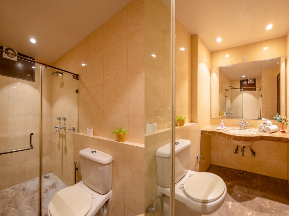 Deluxe Double or Twin Room - Photo 3
