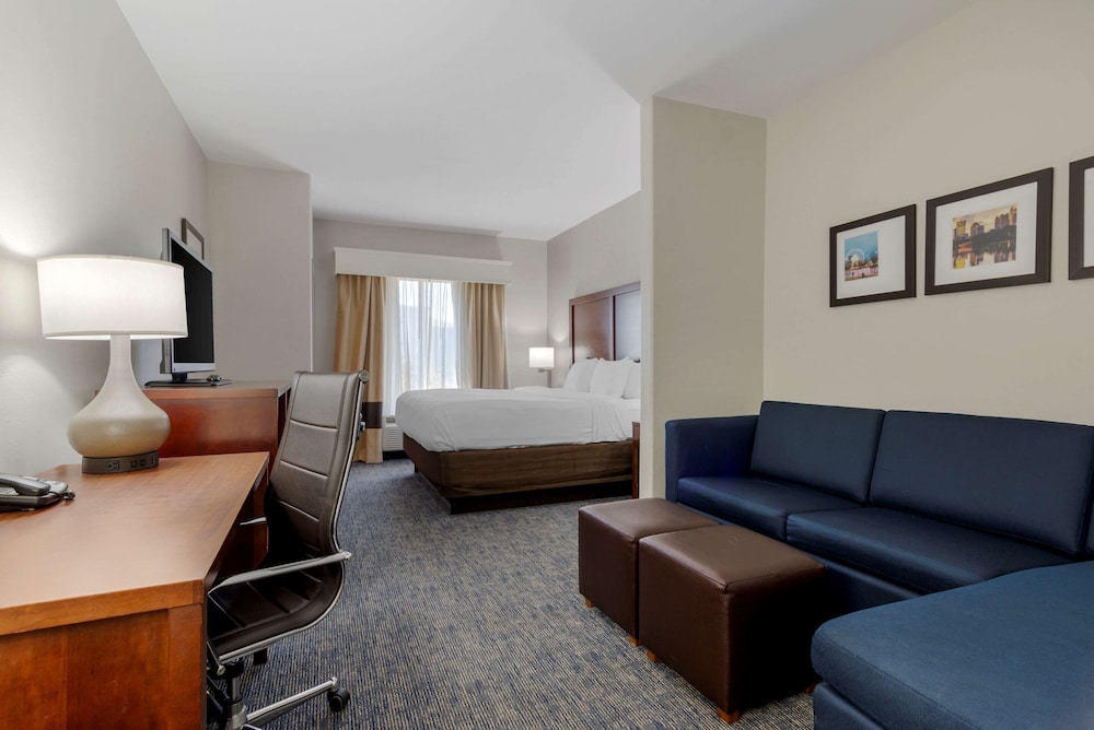 Suite, Non Smoking - Photo 1