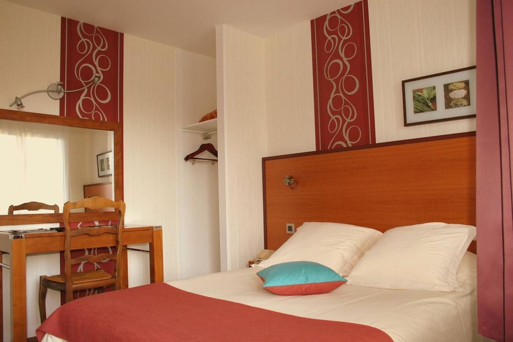 Standard Double Room photo 3